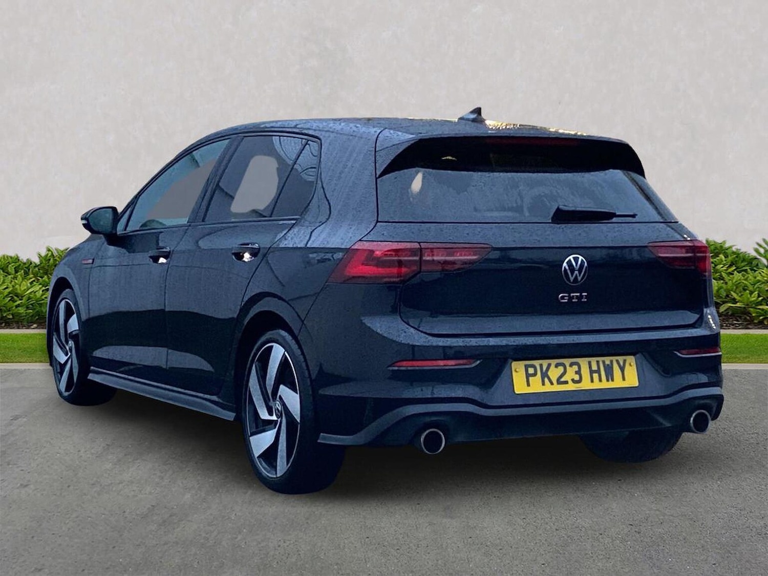 Used Volkswagen Golf 2023 for sale - 76777344: Photo 2