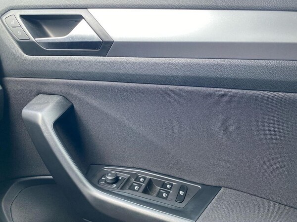 Used Volkswagen T-Roc 2024 for sale - 76040702: Photo 21