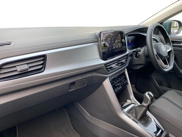 Used Volkswagen T-Roc 2024 for sale - 76040702: Photo 7