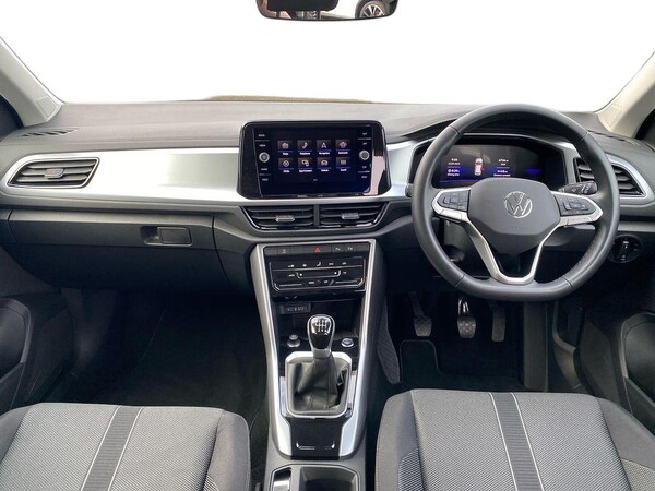 Used Volkswagen T-Roc 2024 for sale - 76040702: Photo 8