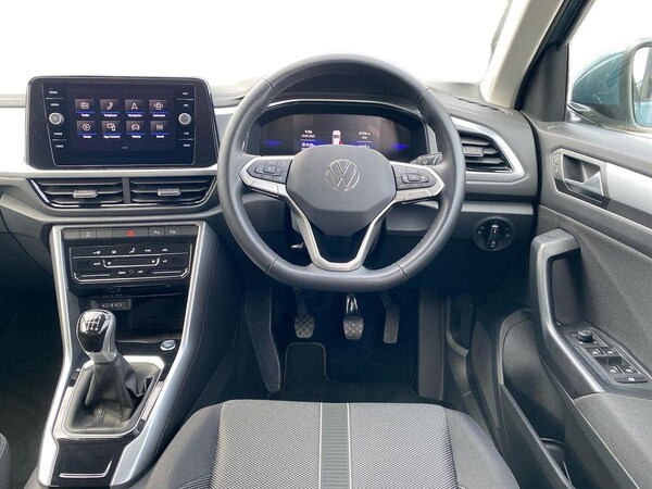 Used Volkswagen T-Roc 2024 for sale - 76040702: Photo 9