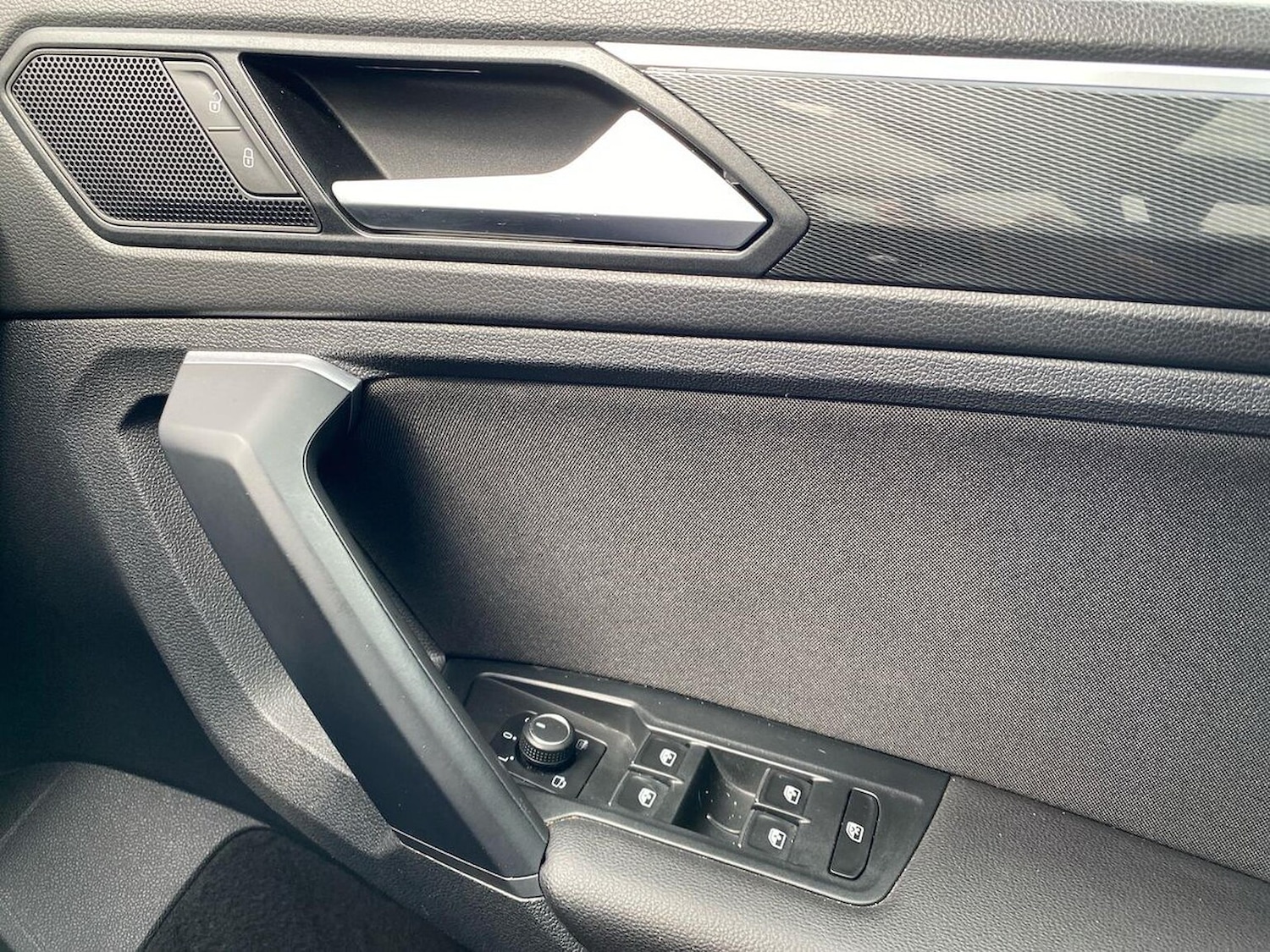 Used Volkswagen Tiguan 2019 for sale - 76906298: Photo 21