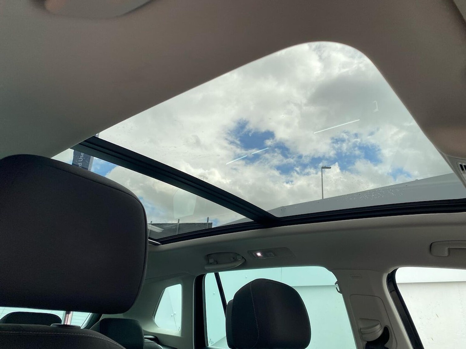 Used Volkswagen Tiguan 2019 for sale - 76906298: Photo 32