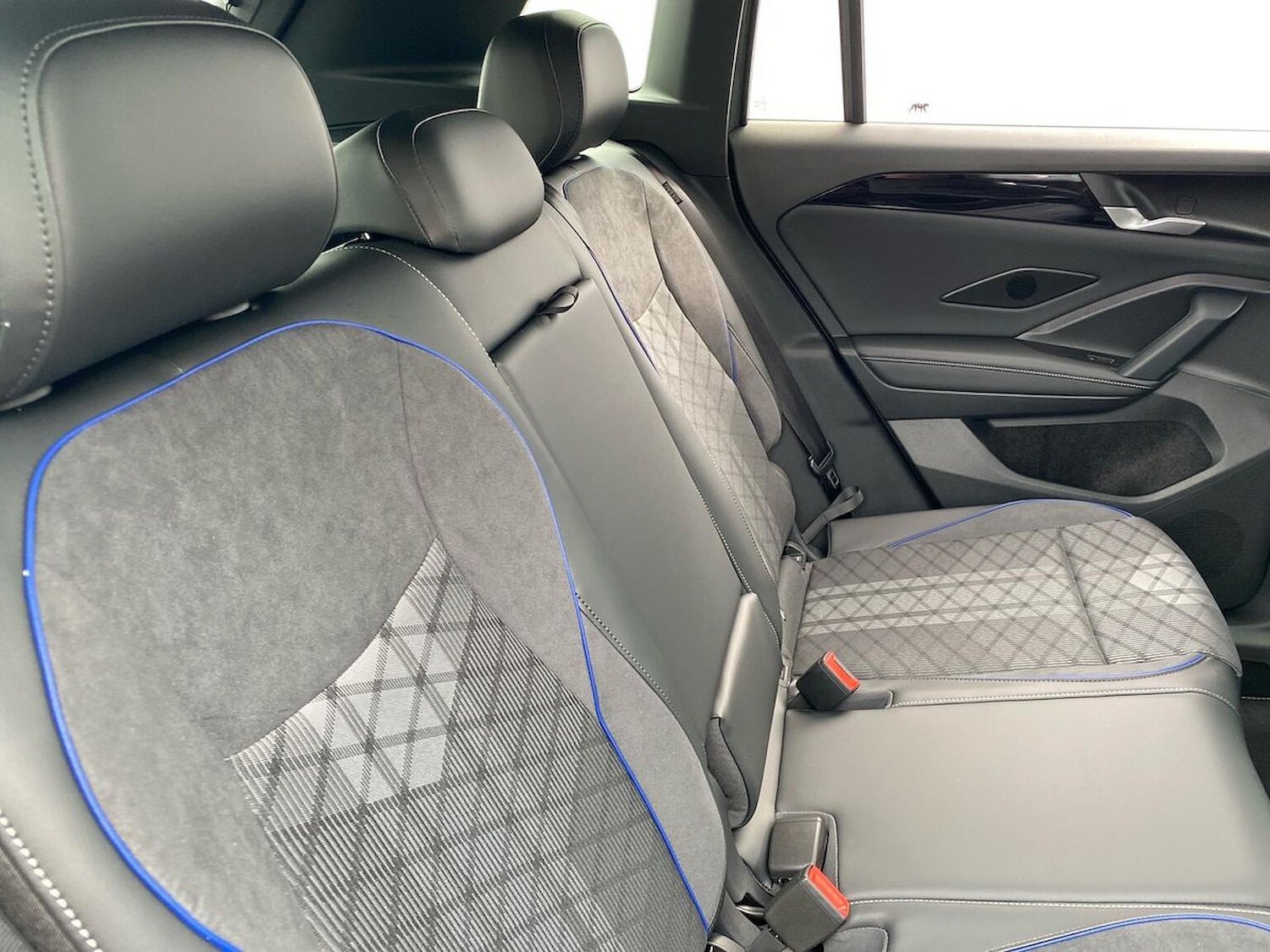 Used Volkswagen Tiguan 2025 for sale - 76250723: Photo 16