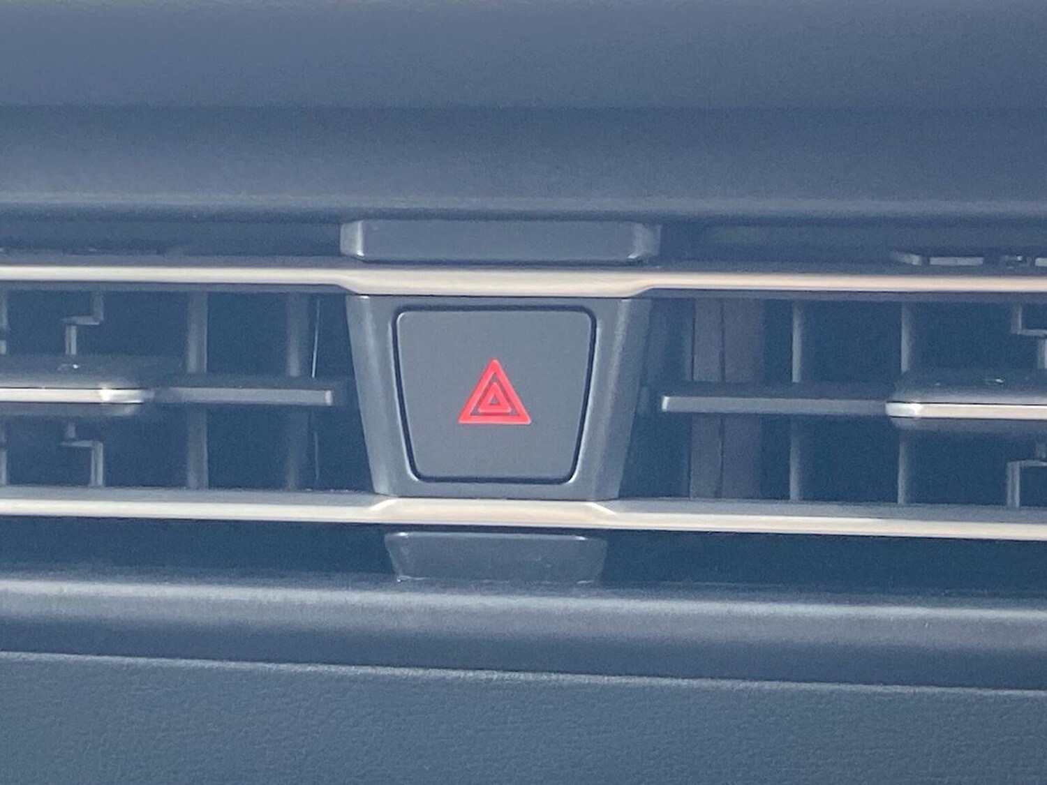 Used Volkswagen Tiguan 2025 for sale - 76250723: Photo 22