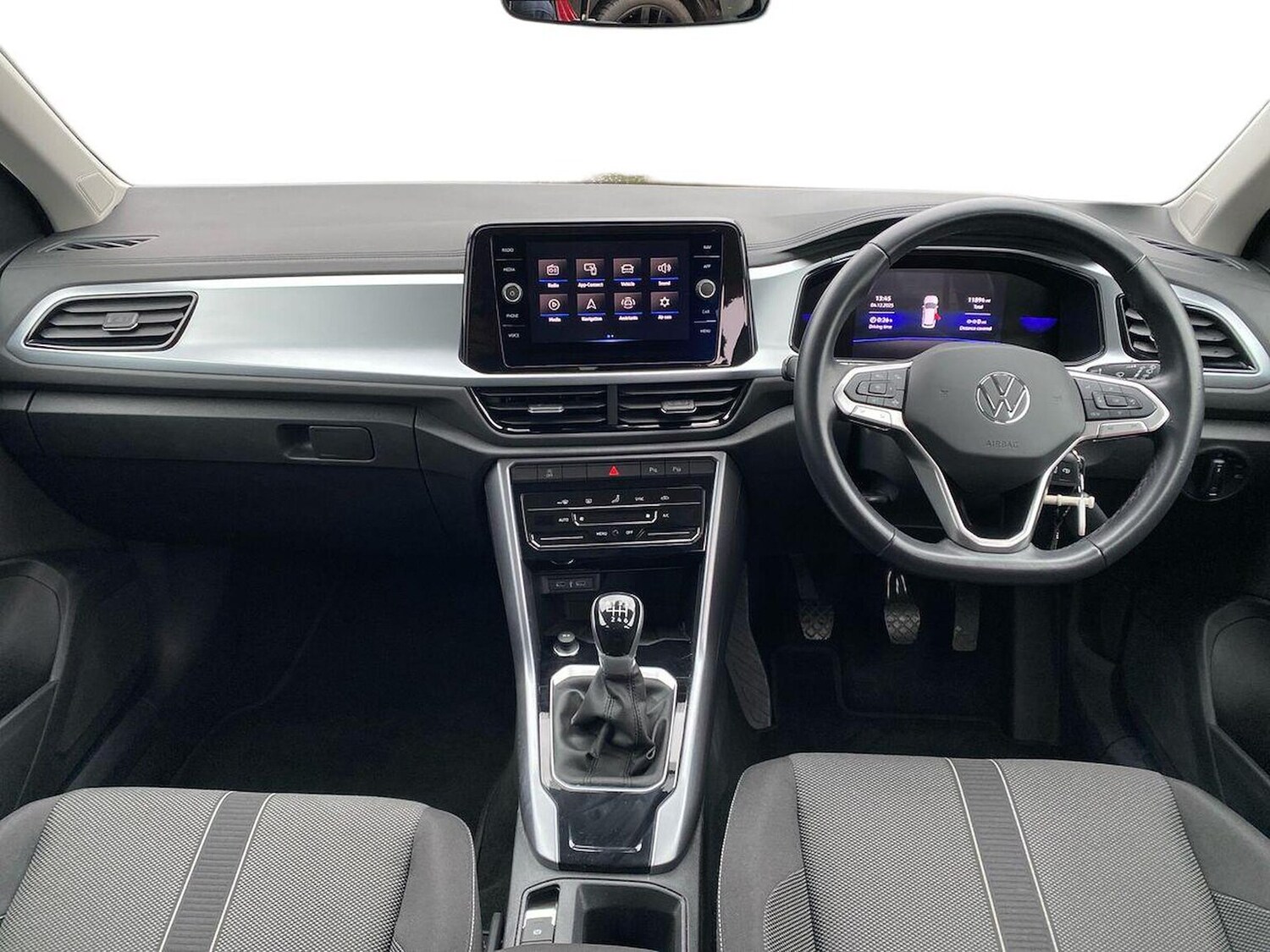 Used Volkswagen T-Roc 2023 for sale - 77488181: Photo 8