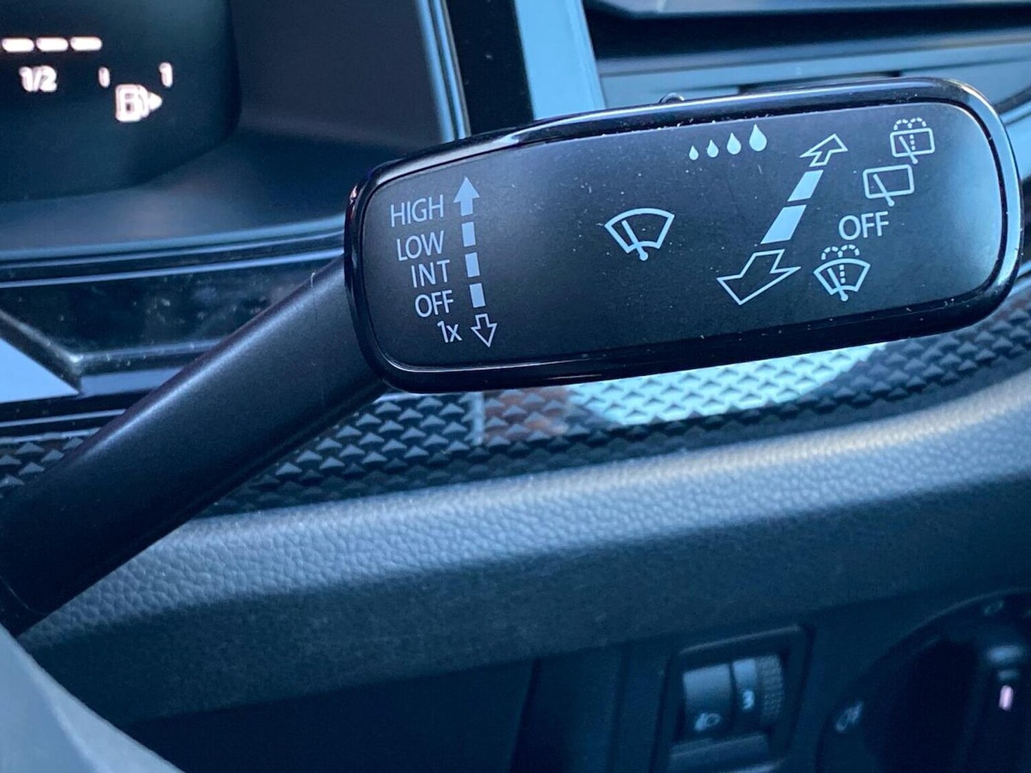 Used Volkswagen Polo 2023 for sale - 76643574: Photo 27