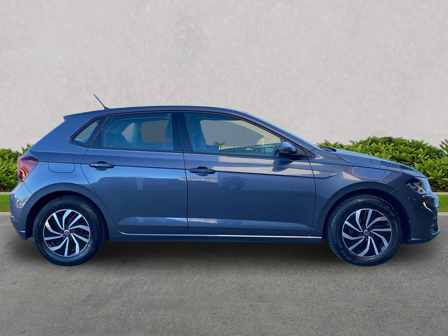 Used Volkswagen Polo 2023 for sale - 76643574: Photo 3