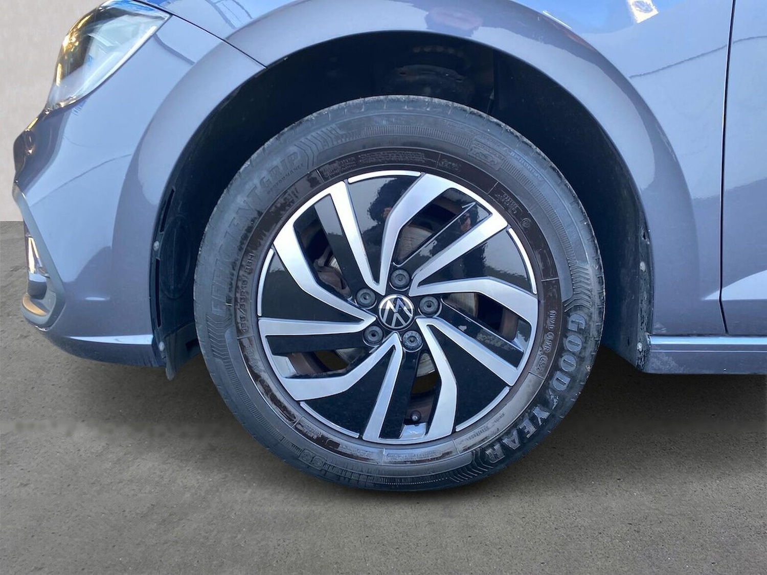 Used Volkswagen Polo 2023 for sale - 76643574: Photo 6