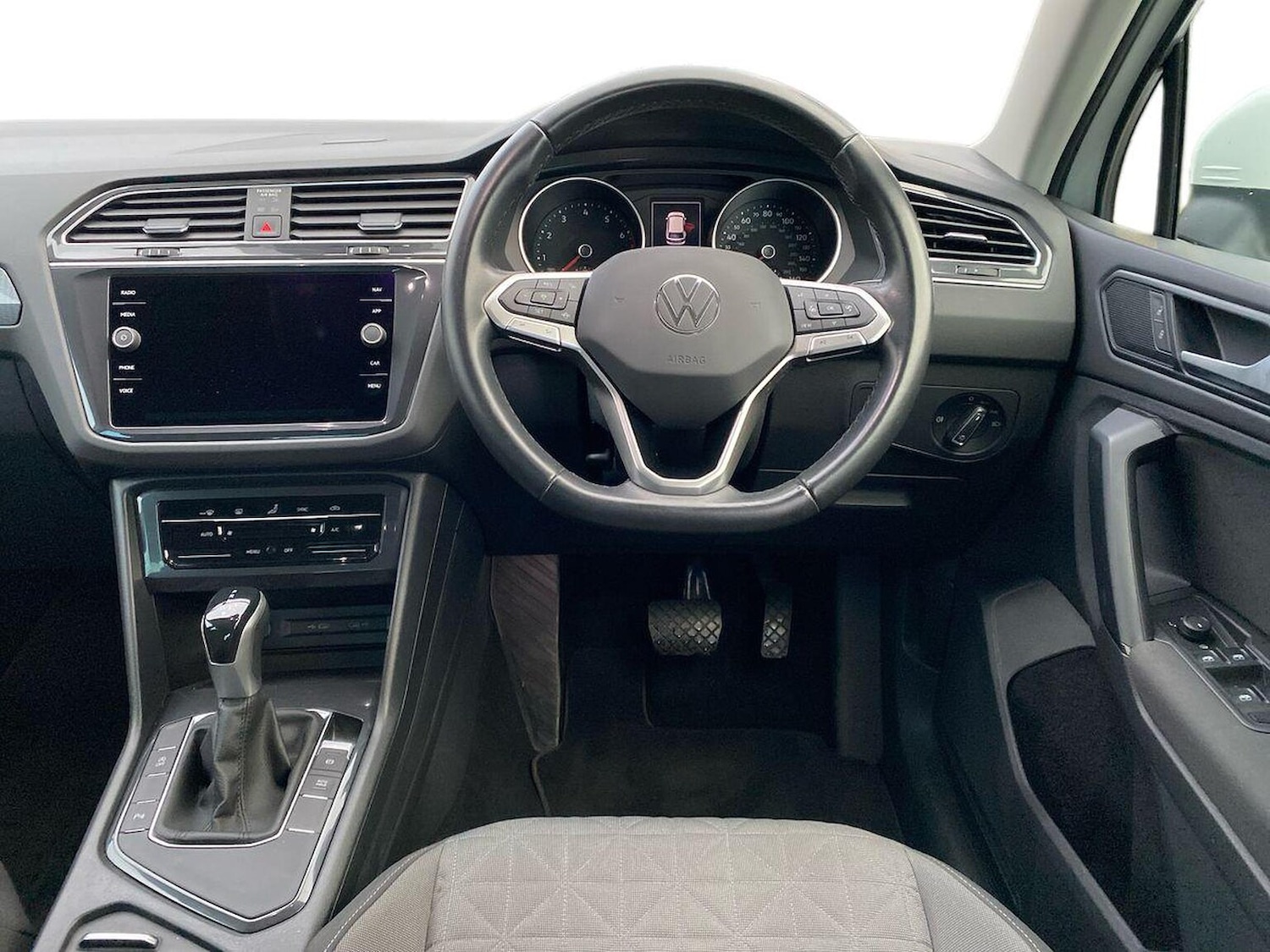 Used Volkswagen Tiguan 2022 for sale - 76637707: Photo 9