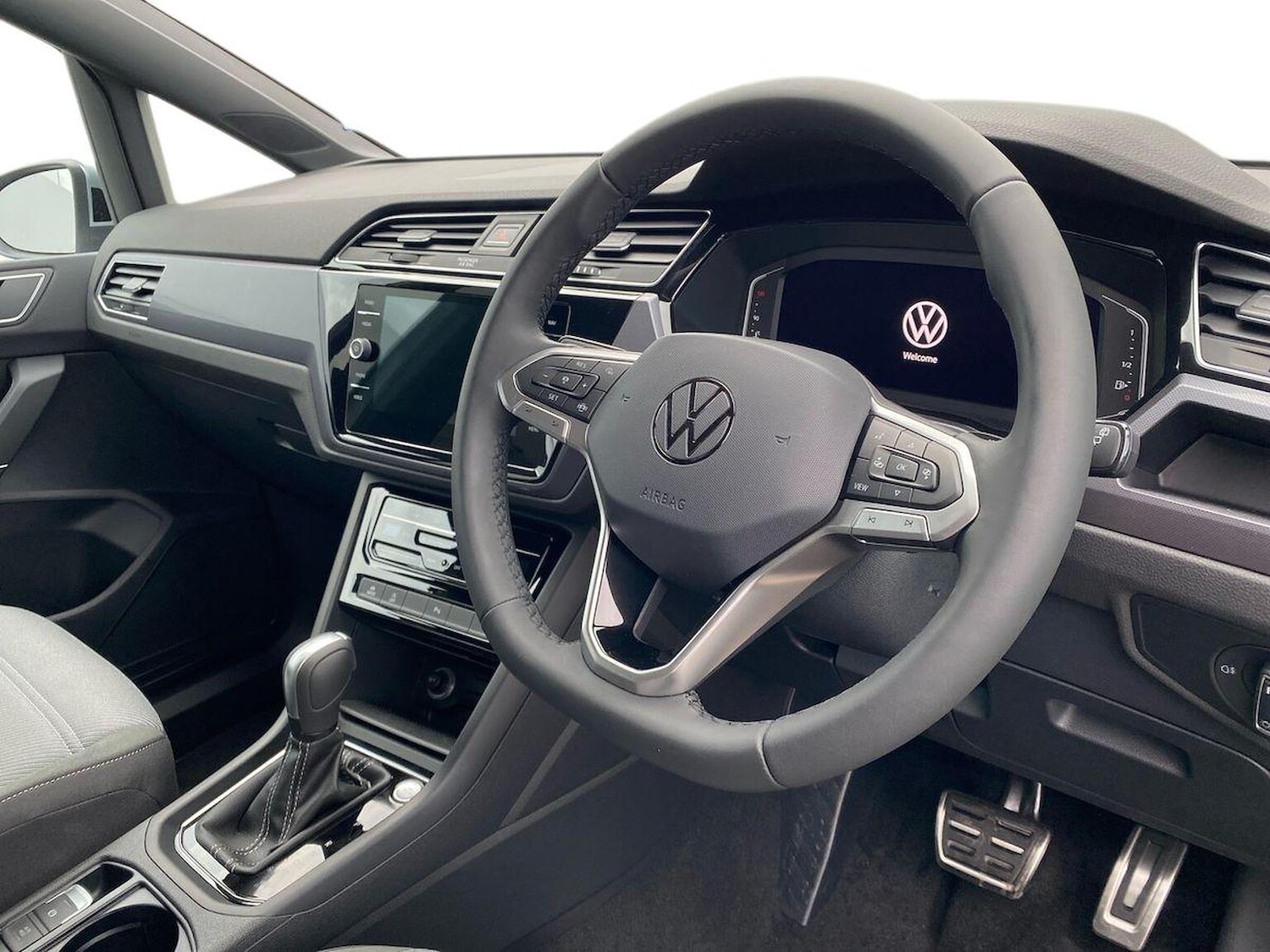 Used Volkswagen Touran 2025 for sale - 76194485: Photo 15