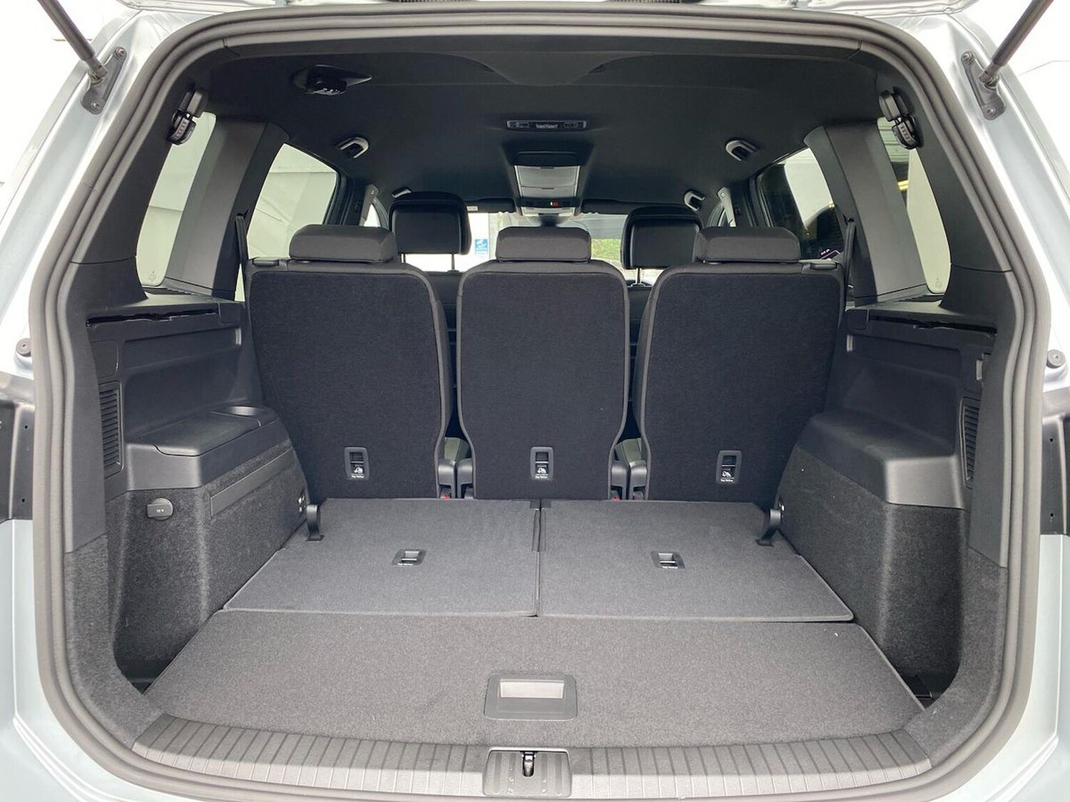 Used Volkswagen Touran 2025 for sale - 76194485: Photo 17