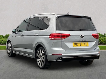 Used Volkswagen Touran 2025 for sale - 76194485: Photo