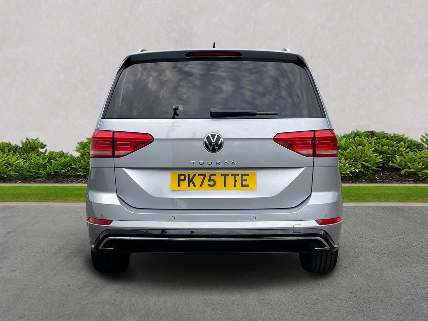 Used Volkswagen Touran 2025 for sale - 76194485: Photo 4