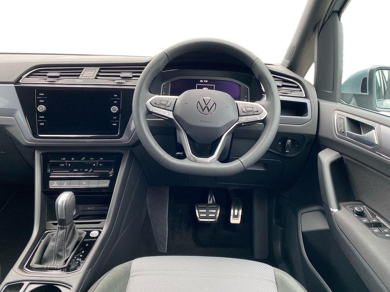 Used Volkswagen Touran 2025 for sale - 76194485: Photo 9