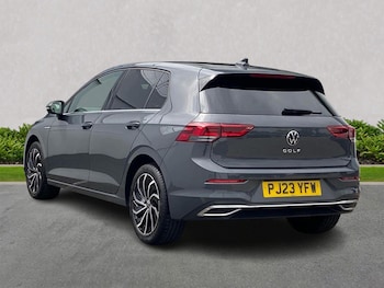 Used Volkswagen Golf 2023 for sale - 75497865: Photo