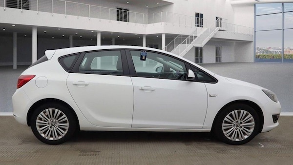 Used Vauxhall Astra 2013 for sale - 76214508: Photo 5