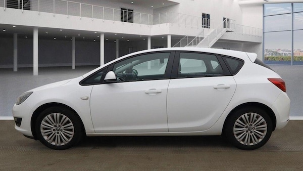 Used Vauxhall Astra 2013 for sale - 76214508: Photo 6