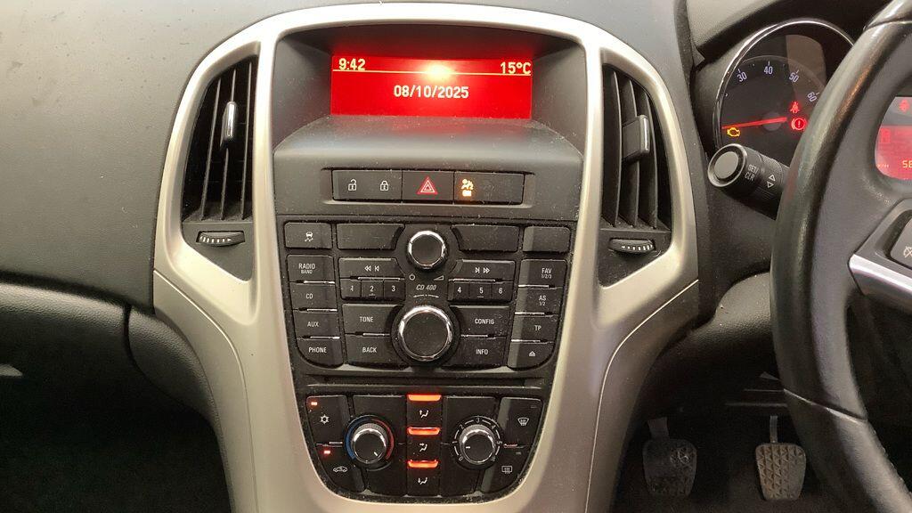 Used Vauxhall Astra for sale - 76485576: Photo 11