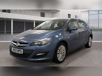 Used Vauxhall Astra 2013 for sale - 76485576: Photo