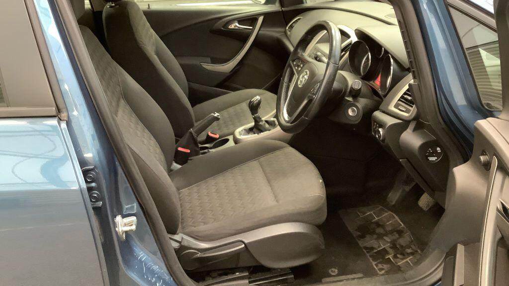 Used Vauxhall Astra for sale - 76485576: Photo 9