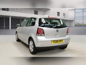 Used Volkswagen Polo 2009 for sale - 76380625: Photo