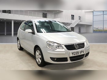 Used Volkswagen Polo 2009 for sale - 76036120: Photo
