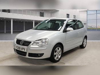 Used Volkswagen Polo 2009 for sale - 76036120: Photo