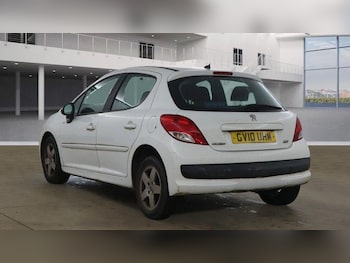 Used Peugeot 207 2010 for sale - 76307454: Photo 3