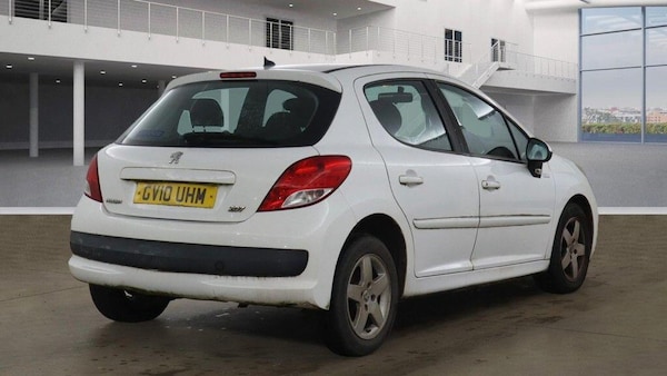 Used Peugeot 207 2010 for sale - 76307454: Photo 4