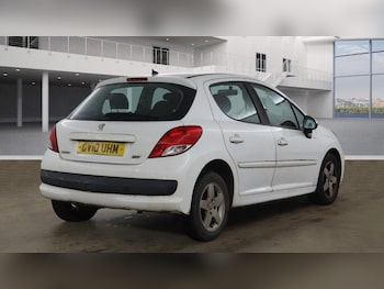 Used Peugeot 207 2010 for sale - 76307454: Photo 4