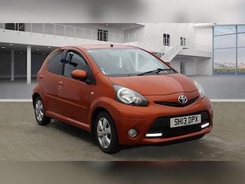 Used Toyota AYGO 2013 for sale - 76226704: Photo