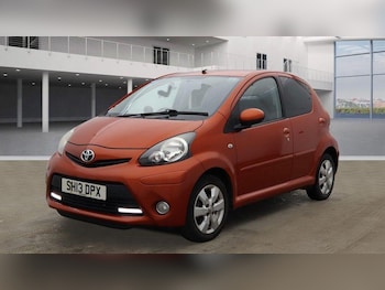 Used Toyota AYGO 2013 for sale - 76226704: Photo