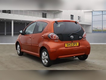 Used Toyota AYGO 2013 for sale - 76226704: Photo