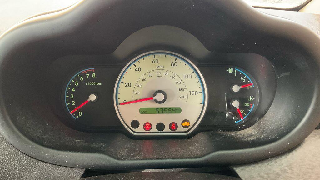 Used Hyundai i10 2010 for sale - 76735431: Photo 10