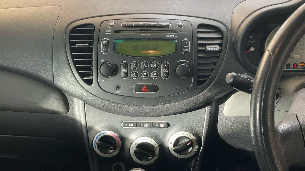 Used Hyundai i10 2010 for sale - 76735431: Photo 11