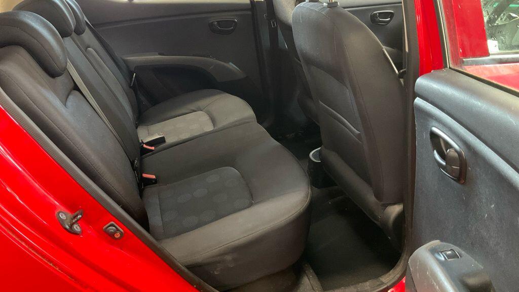 Used Hyundai i10 2010 for sale - 76735431: Photo 8