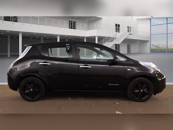 Used Nissan Leaf 2017 for sale - 76099045: Photo