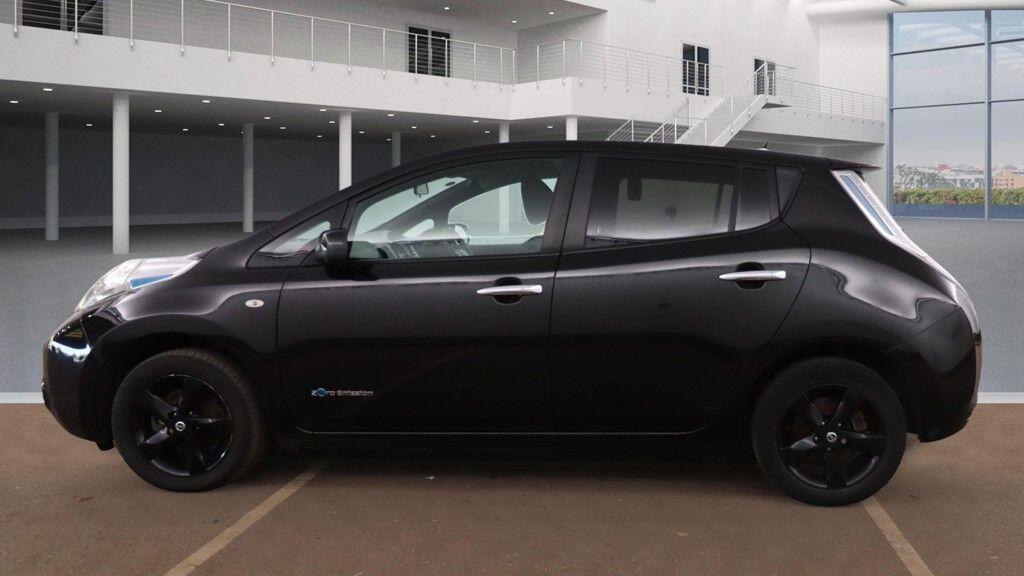 Used Nissan Leaf 2017 for sale - 76099045: Photo 5