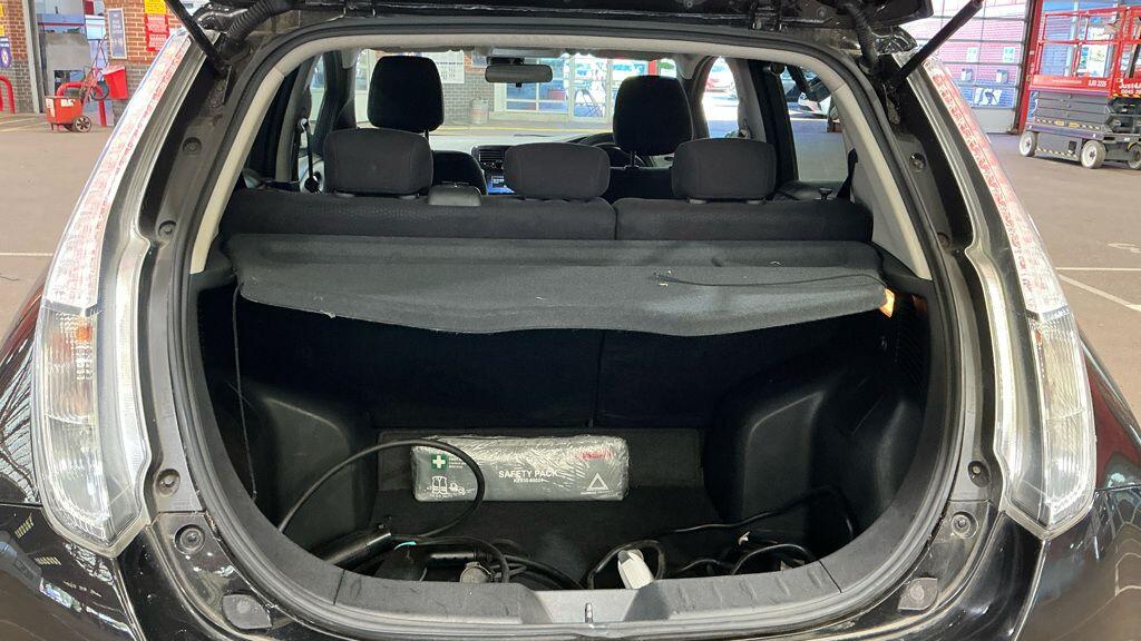 Used Nissan Leaf 2017 for sale - 76099045: Photo 6