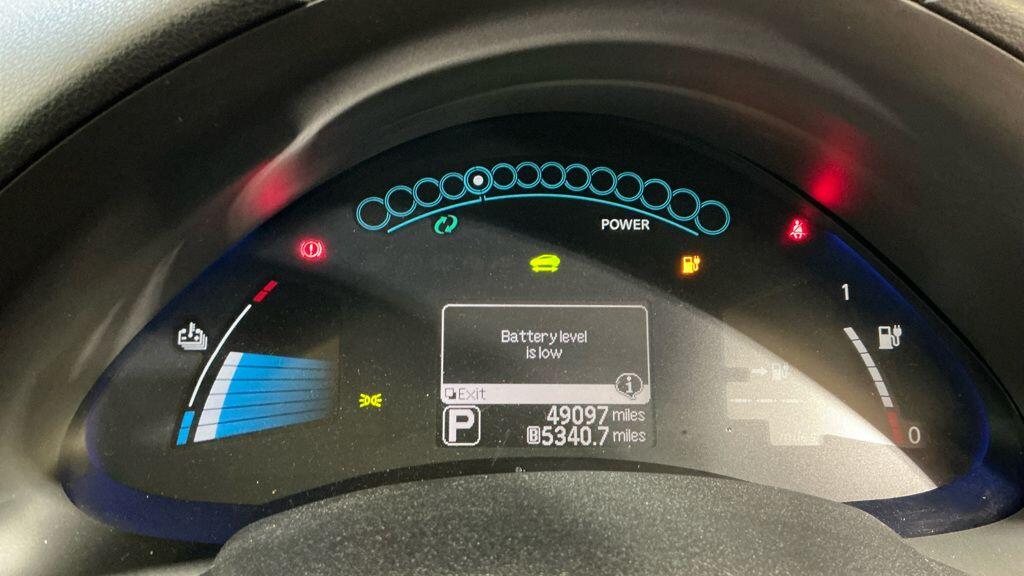 Used Nissan Leaf 2017 for sale - 76099045: Photo 9