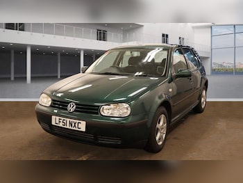 Used Volkswagen Golf 2002 for sale - 76306582: Photo 2