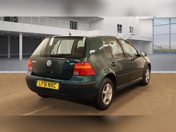 Used Volkswagen Golf 2002 for sale - 76306582: Photo 4