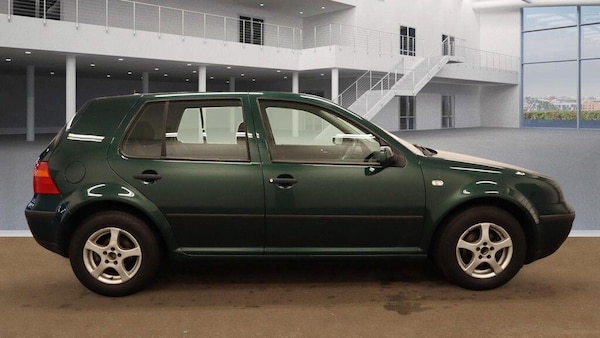 Used Volkswagen Golf 2002 for sale - 76306582: Photo 5