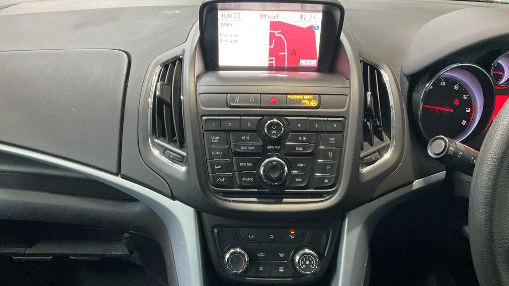 Used Vauxhall Zafira Tourer 2012 for sale - 76728759: Photo 2