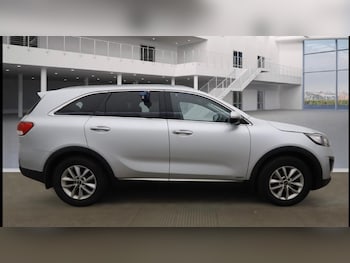 Used Kia Sorento 2017 for sale - 76513498: Photo