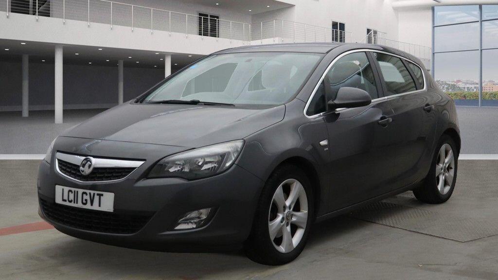 Used Vauxhall Astra for sale - 76472183: Photo 2