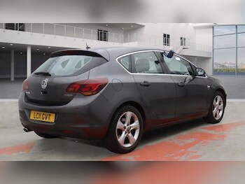 Used Vauxhall Astra 2011 for sale - 76472183: Photo