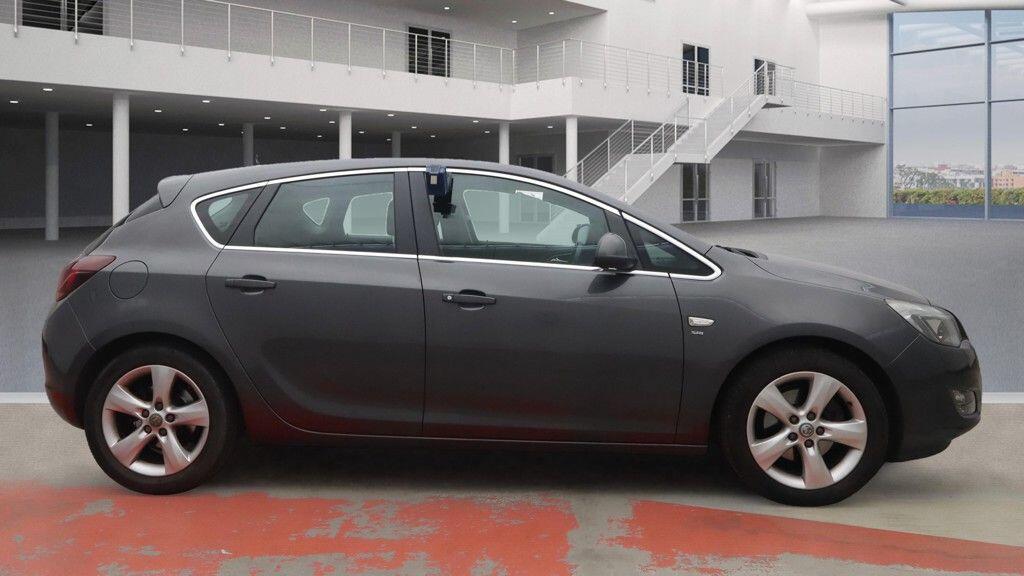 Used Vauxhall Astra for sale - 76472183: Photo 5