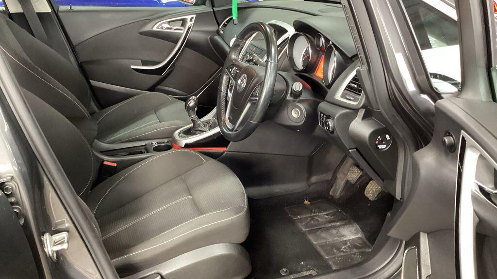 Used Vauxhall Astra for sale - 76472183: Photo 9